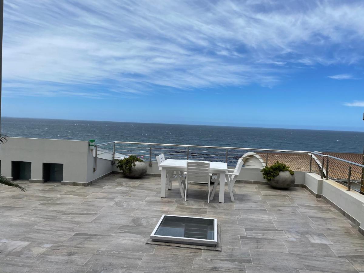 Vermont Hermanus - Views, Sunny, Right On The Sea ภายนอก รูปภาพ